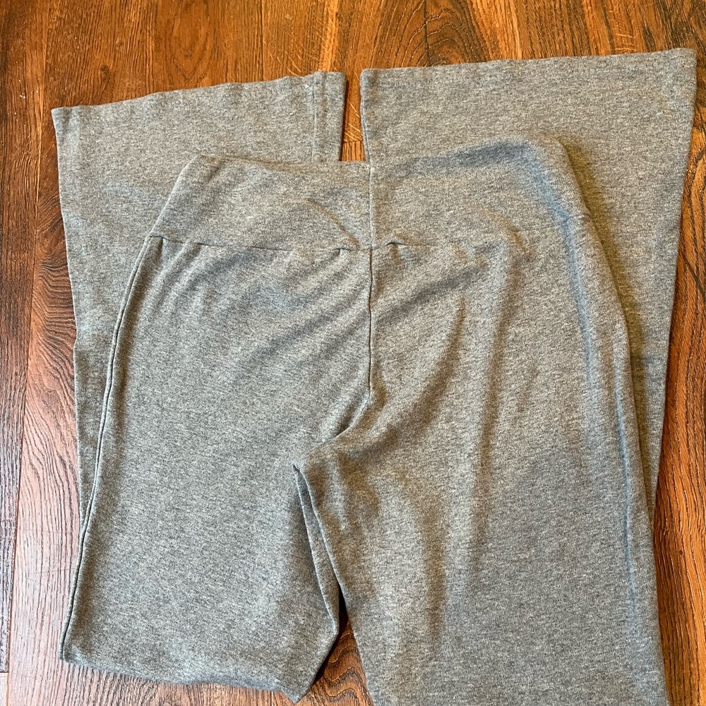 Womens M - Gray Bottoms loungewear